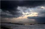 Storm_Clouds_Over_Garden_City_Beach_Sat_01